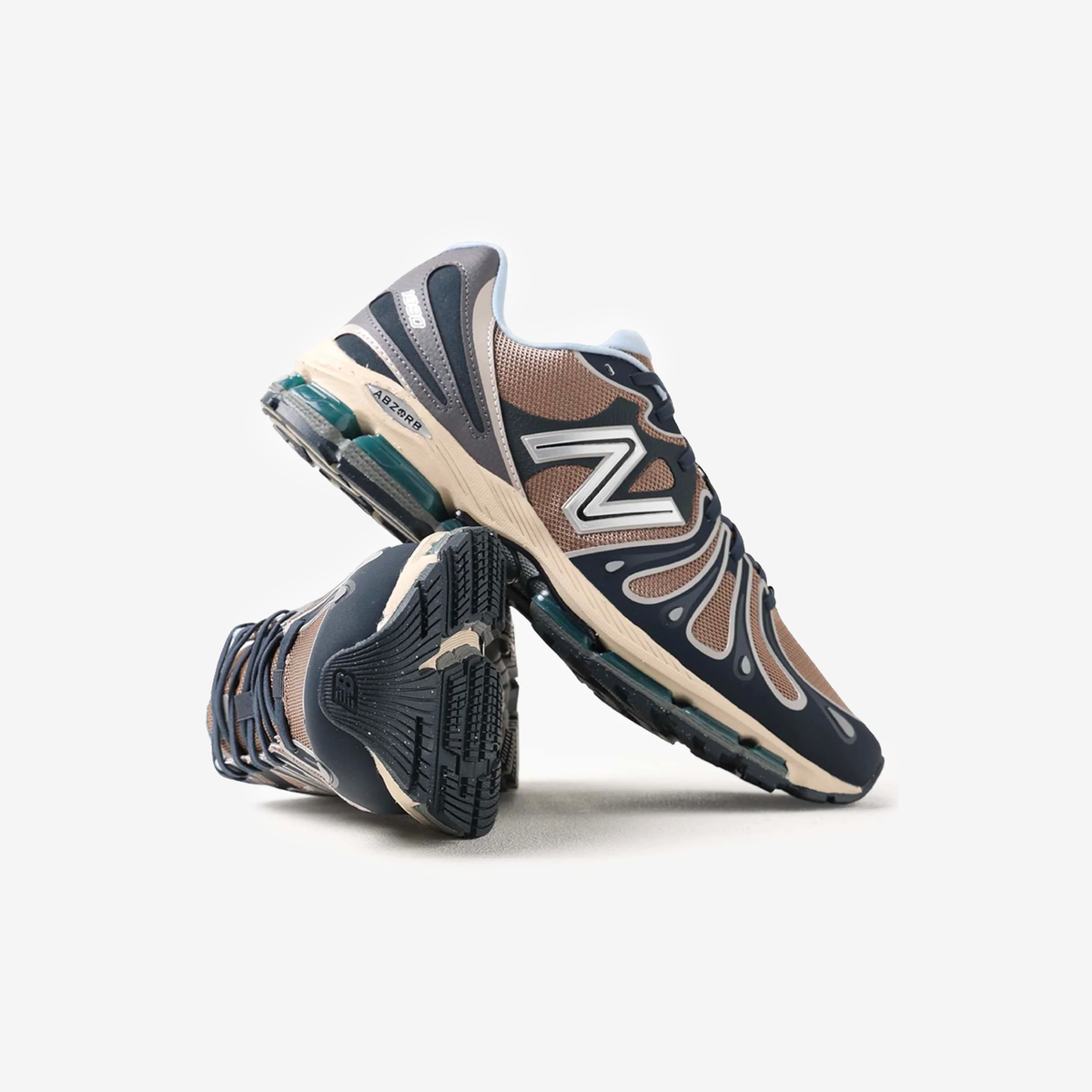 NB 1890 "OUTER SPACE MUSHROOM"