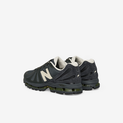 NB x Stone Island ABZORB 1890 "Deep Forest"