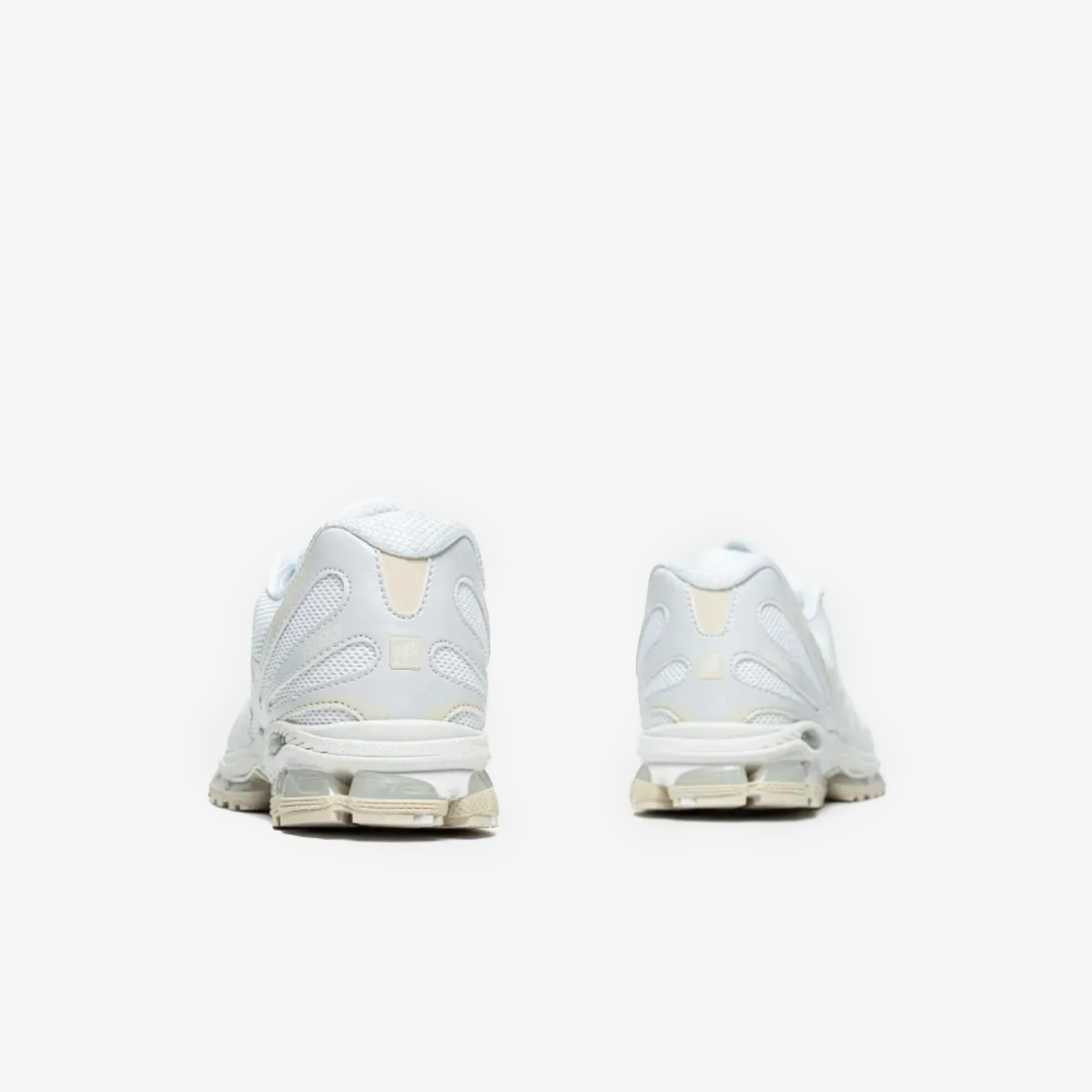 NB 1890 "White Cream"
