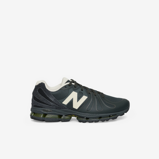 NB x Stone Island ABZORB 1890 "Deep Forest"